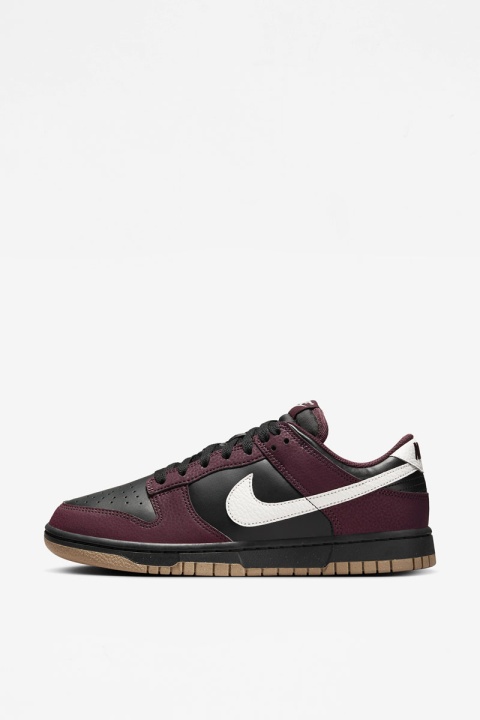 Nike W Dunk Low - Burgundy Crush/Phantom/Black