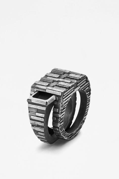 Mosais Strata Secret Ring