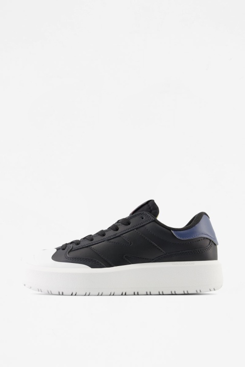New Balance CT302 - Black/White