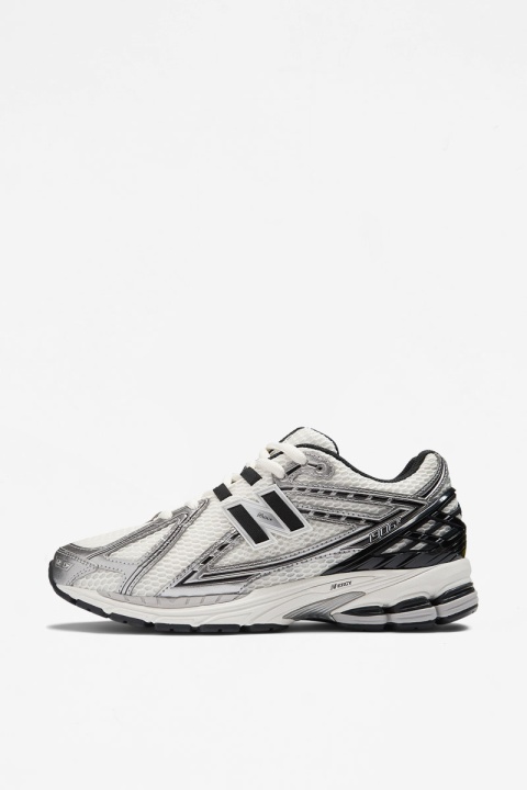 New Balance 1906R - Silver Metallic/Black