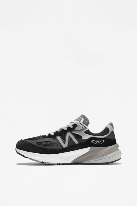 New Balance W 990v6 - Black
