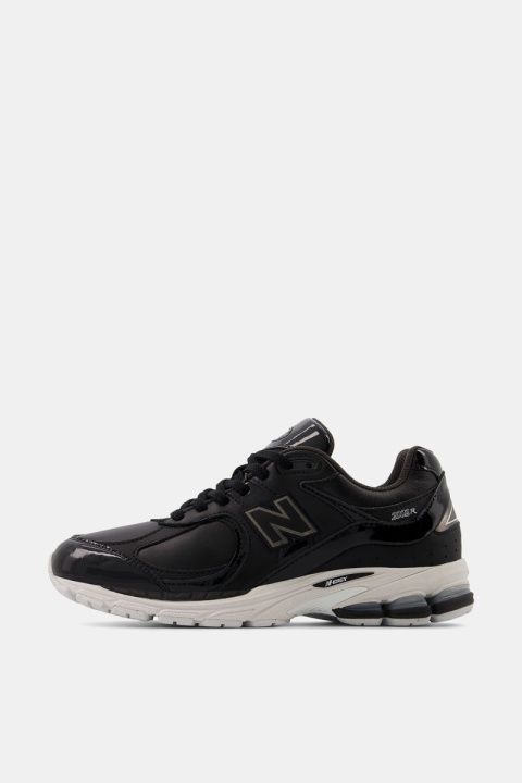 New Balance 2002R - Black