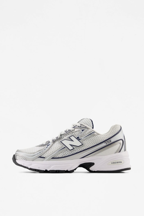 New Balance 740 - White/Navy