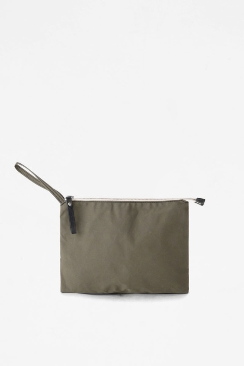 Qwstion Zip Pouch Medium - Woodpecker