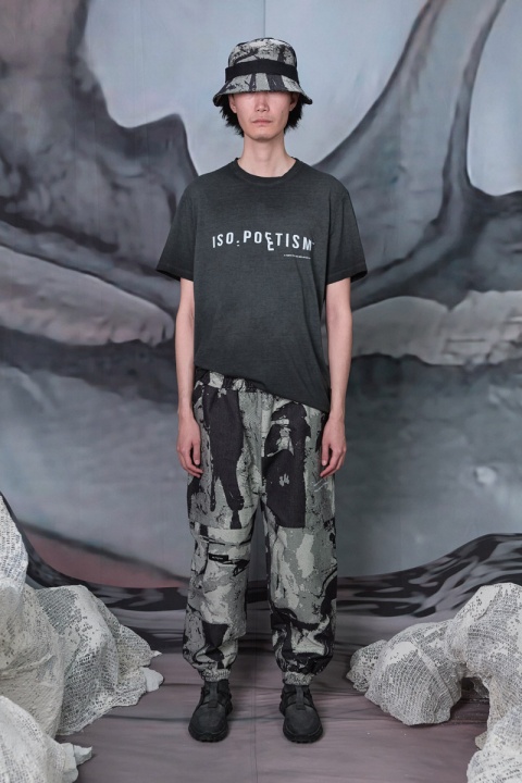 T13_Obelisk Tee - Bitumen Grey GD