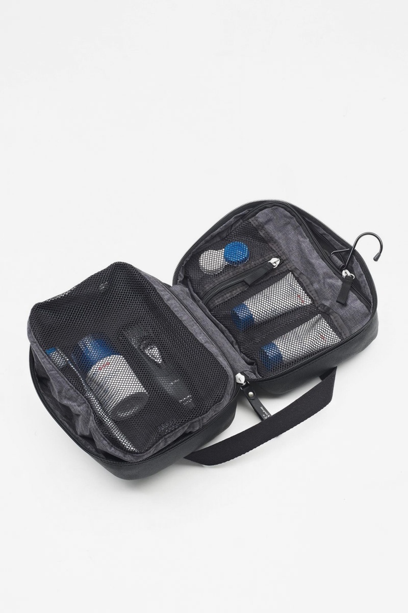 Qwstion Toiletry Kit - Organic Jet Black Qwstion Toiletry Kit - Organic Jet Black