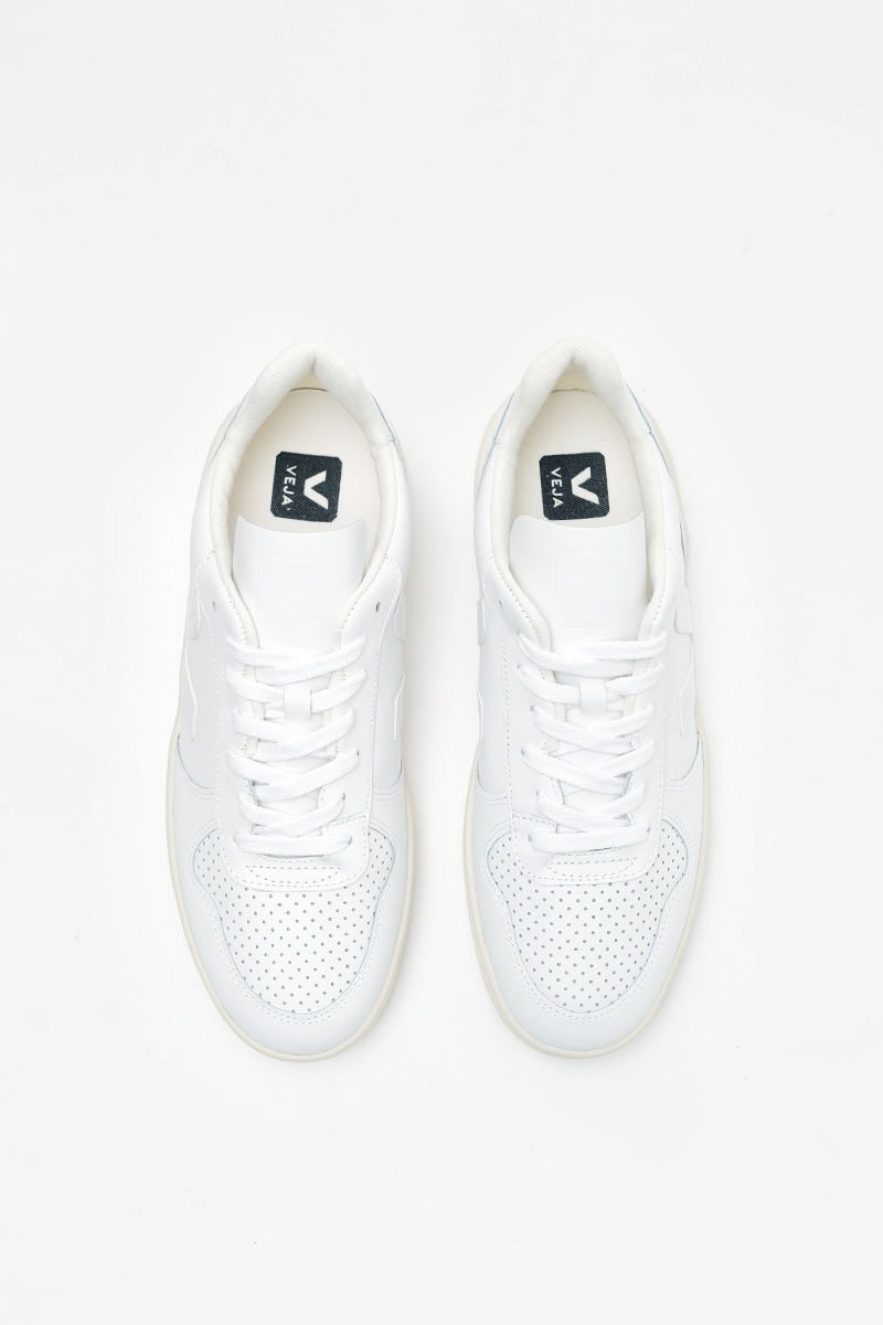 Veja V-10 Leather - Extra White