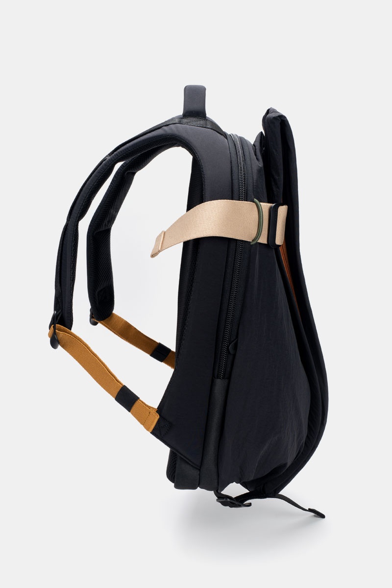 Cote&Ciel Isar M Smooth - Black