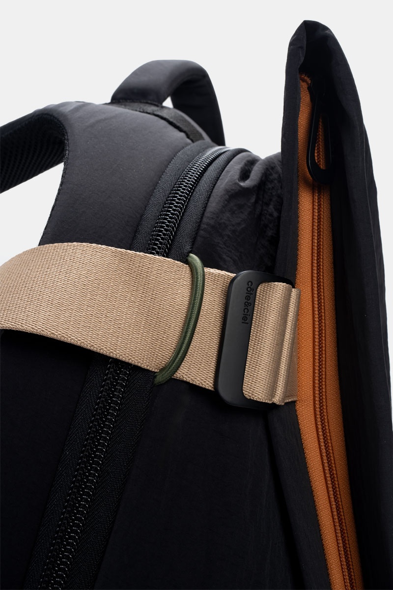 Cote&Ciel Isar M Smooth - Black