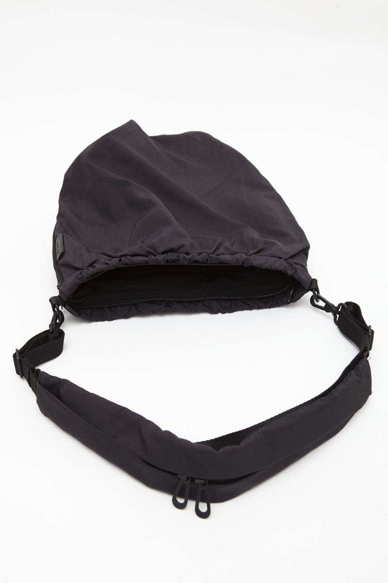 Cote&Ciel Orco Smooth - Black