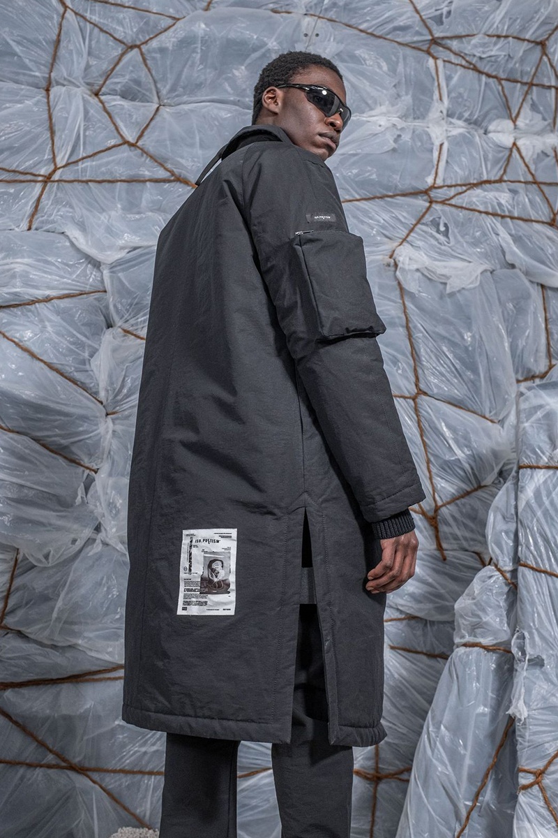 J14_Klemheist Coat - Black