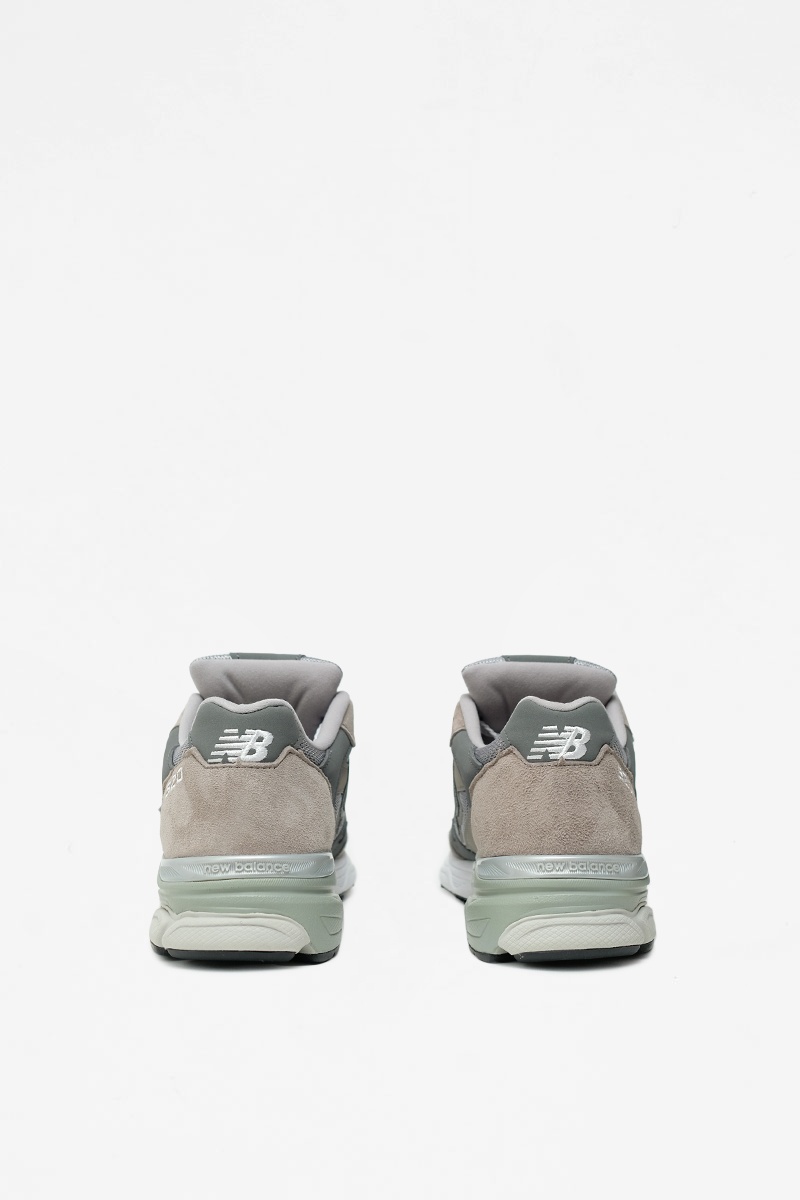 New Balance 920 - Grey
