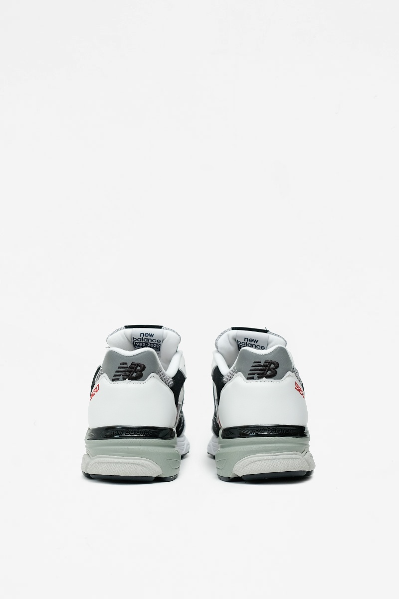 New Balance 920 - White/Red