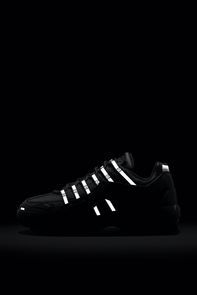 Nike Air Max 95 NDSTRKT - Black/Black Nike Air Max 95 NDSTRKT - Black/Black