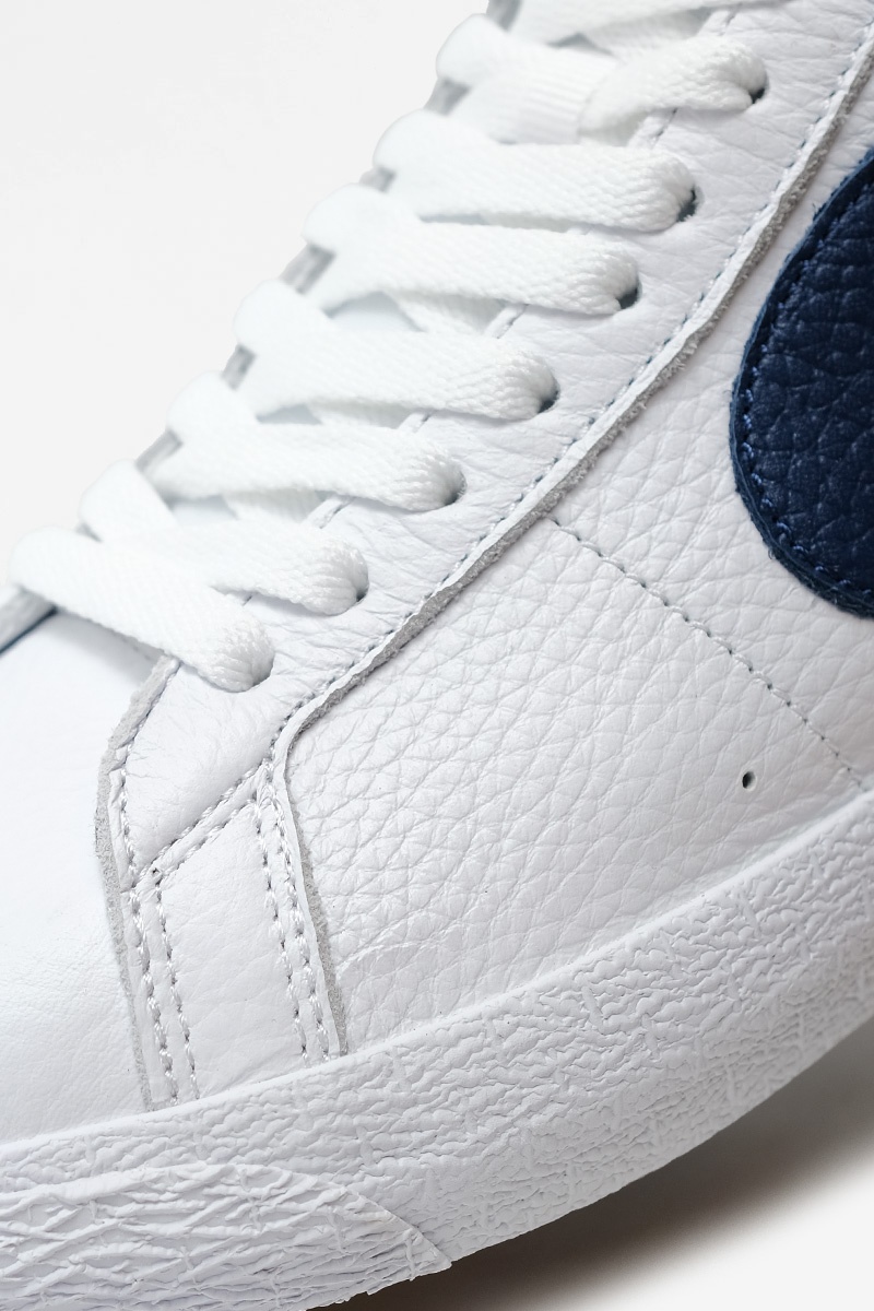 Nike SB Zoom Blazer Mid ISO - White/Navy Nike SB Zoom Blazer Mid ISO - White/Navy