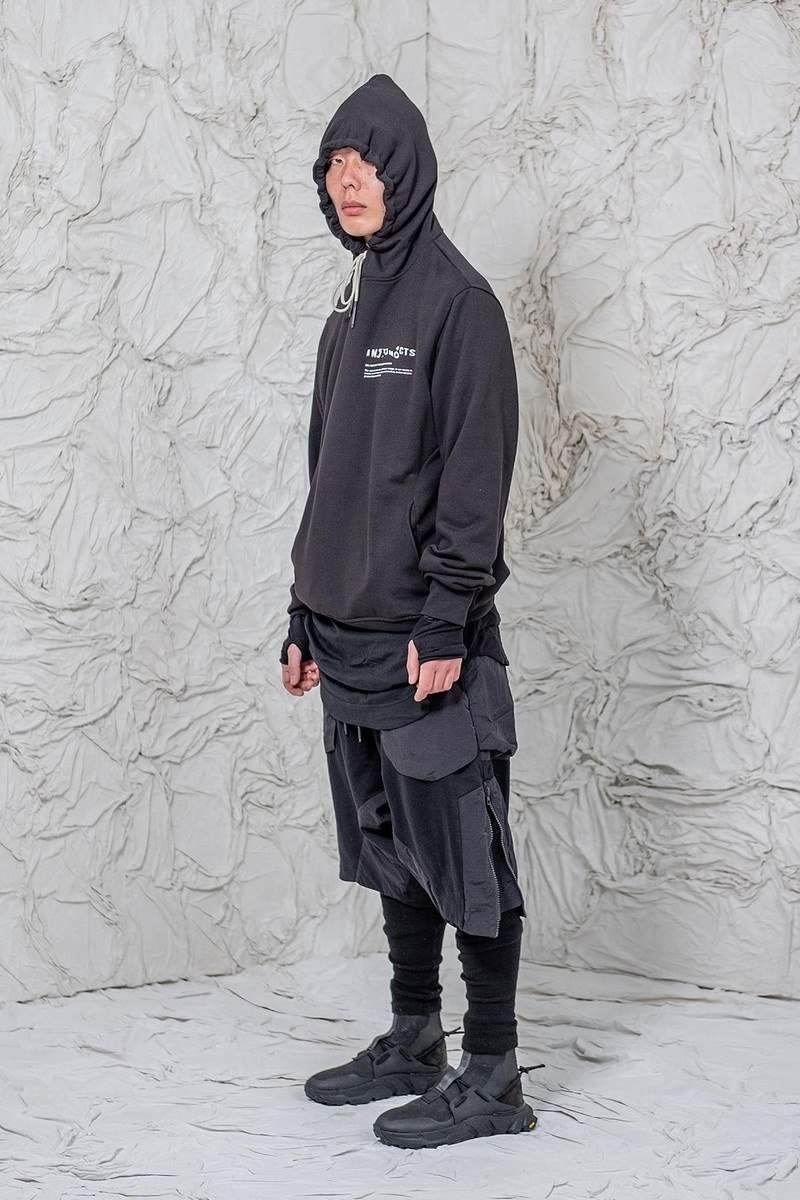 SH9_Thelus Shorts - Black