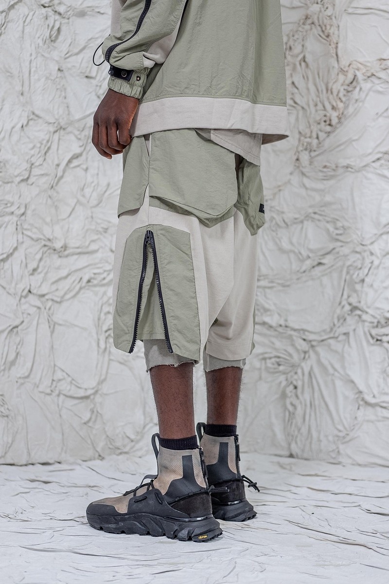 SH9_Thelus Shorts - Faded Light Green