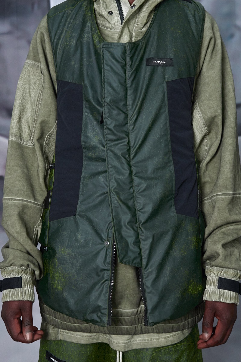 V21_Khapuri Vest - Molecular Green/ Black
